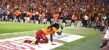 华体会全站-中国足球年度最佳射手数据整理，中国足球队最佳射手